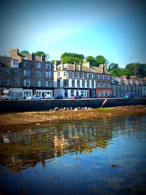 Looking for relaxing walks and great panoramas? The Isle of Bute. A romantic destination in ...