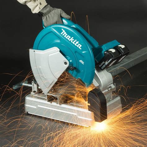 Makita U.S.A. | Press Releases: 2018 MAKITA LAUNCHES WORLD'S FIRST CORDLESS CUT-OFF SAW