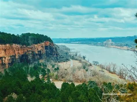 Best Hiking Spots near Little Rock, Arkansas