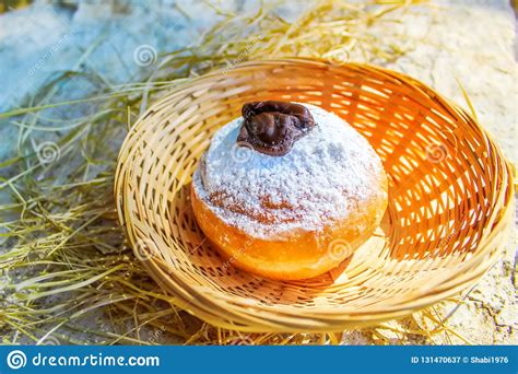 Hanukkah Sufganiyah for Jewish Holiday Hanukkah Stock Image - Image of sufganiyot, israel: 131470637