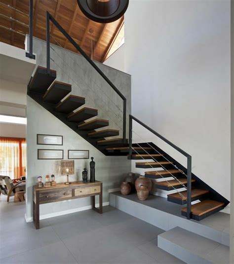 16195639_1364873036887589_7778228621698001944_n.jpg (736×833) | Home stairs design, Stairs ...