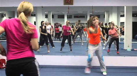 Zumba - reggaeton - La pregunta - YouTube