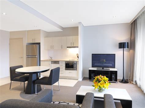 Best Price on Meriton Serviced Apartments Kent Street in Sydney + Reviews!