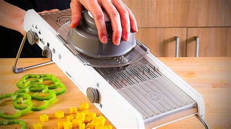 How To use pampered chef mandoline slicer : Ultimate Mandoline ...