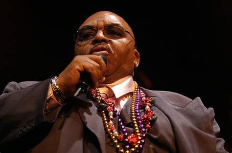 10 Best Solomon Burke Songs of All Time - Singersroom.com