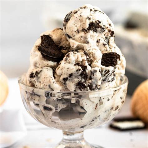 Oreo Cookies And Cream Ice Cream (No Churn) | Recipe in 2022 | Ice cream, Cookies n cream ...