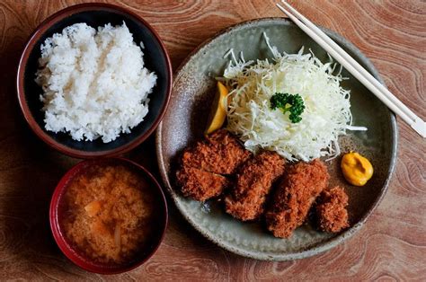 Tonkatsu Teishoku | Skye Hohmann Photography and Writing | Tonkatsu, Food, Entree recipes