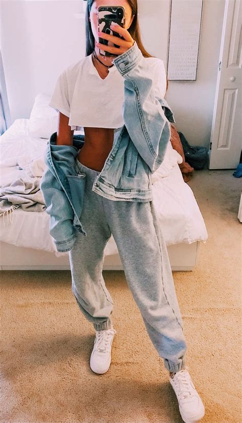 ☻𝙋𝙄𝙉𝙏𝙀𝙍𝙀𝙎𝙏: @Heeyhappy | Cute casual outfits, Lazy outfits, Clothes