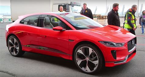 Watch the Red Jaguar I-Pace Getting Unloaded in Geneva - autoevolution