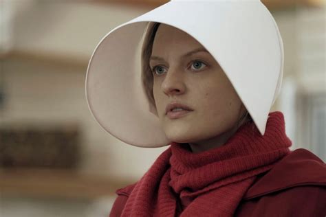 Golden Globes: The Handmaid's Tale Wins Best TV Drama, Elisabeth Moss ...