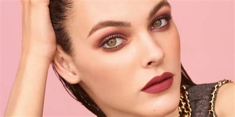 Chanel Spring 2020 'Desert Dream' Makeup Collection | LES FAÇONS