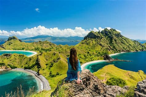 25 Dazzling Photos of the Most Beautiful Places in Indonesia - Adventure Dragon