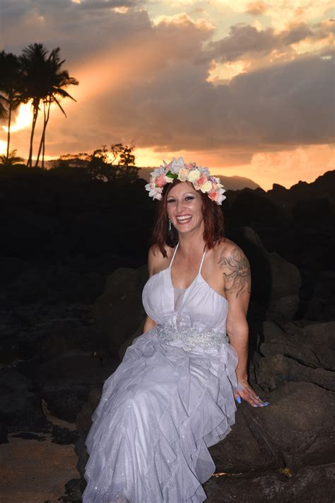 Hawaii Sunset Weddings: Haleiwa Sunset Wedding