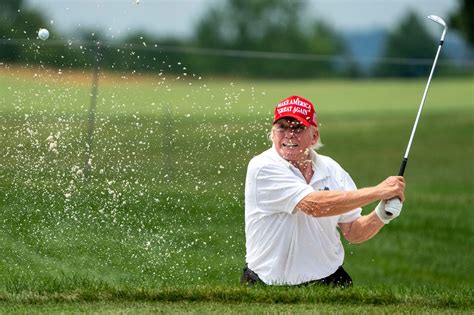 Watching Trump Play Golf: Decent Drives, Skipped Putts, Lots of Sweat - The New York Times