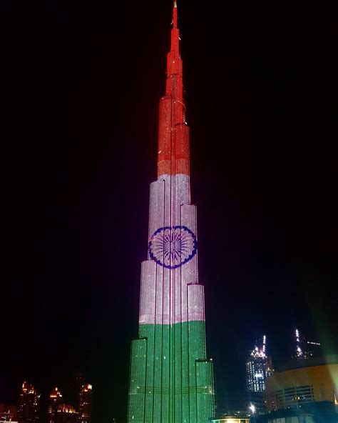 Burj Khalifa lights up in Indian tricolor on 77th Independence Day | The Hindustan Gazette