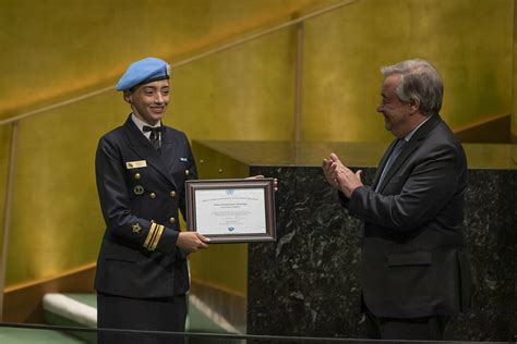 Brazilian female peacekeeper wins United Nations Military Gender ...