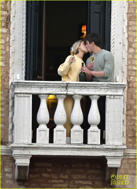 Tanner Buchanan & Girlfriend Lizze Broadway Spotted Together in Italy! (Photos) | Photo 1317315 ...