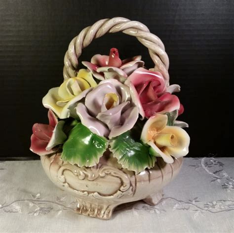 Capodimonte Flower Basket Made In Italy | PIXMOB