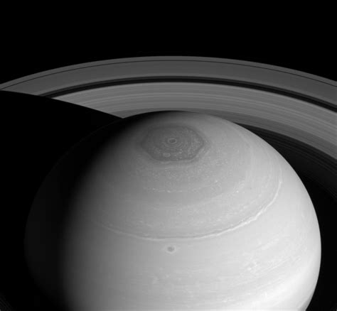 PIA18274-Saturn-NorthPolarHexagon-Cassini-20140402 — Cuaderno de Cultura Científica