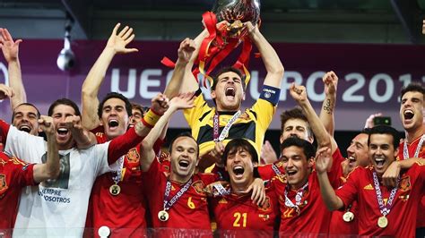 Spain overpower exhausted Italy to win UEFA EURO 2012 final | UEFA.com