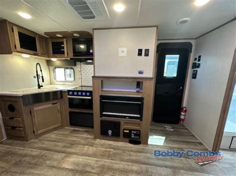 New 2024 Forest River RV Cherokee Alpha Wolf 22SW-L Travel Trailer at Bobby Combs RV | Mesa, AZ ...