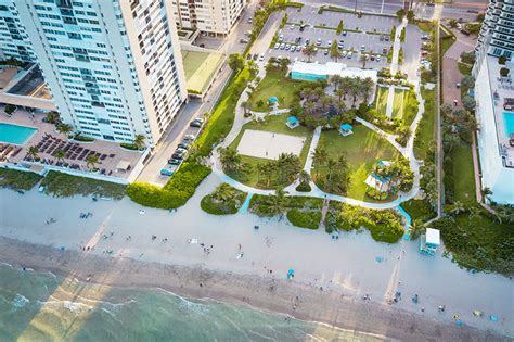 Suburb Spotlight: Hallandale Beach | Neighborhoods.com | neighborhoods.com