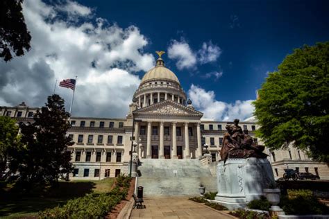 70+ Mississippi State Capitol Photos Stock Photos, Pictures & Royalty ...