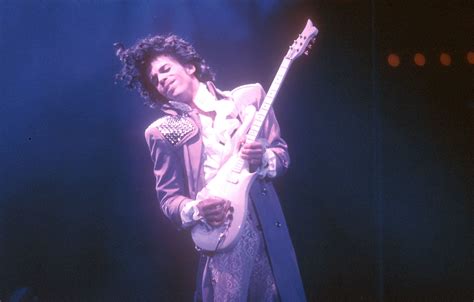 The story of Prince's original Cloud Guitar, as told by the man who ...