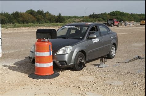 TXDOT SINGLE TEMPORARY MAILBOX ON PLASTIC DRUM - Roadside Safety Pooled ...