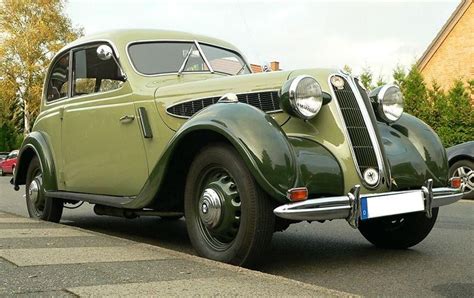 Pin di Tony Baldino su ~ 1940's Vintage Cars ~ | Bmw, Auto