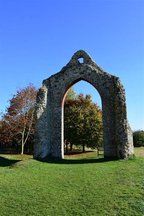 Monastery Ruins, Wymondham Abbey, Norfolk, England Stock Photo - Image of founded, parish: 129432776