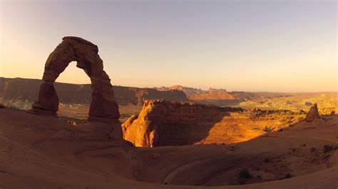 Moab Utah - Delicate Arch Sunrise (Timelapse) - YouTube