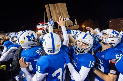 Memorial High School to host state football pep rally on Friday