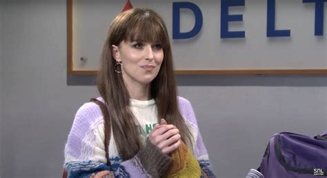 [WATCH] Dakota Johnson Referenced 'SNL' ISIS Sketch