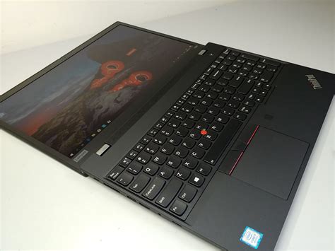 22+ ThinkPad T590