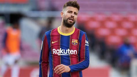 Barcelona defender Gerard Pique claims that referees in Spain likely to ...