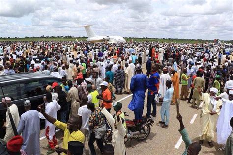 Bafarawa, Senator Wamakko in war of words at Sokoto airport - Legit.ng