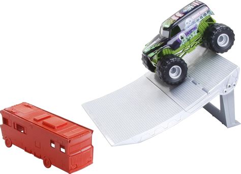 Amazon.com: Hot Wheels Monster Jam Mega Crash Ramp Playset : Toys & Games