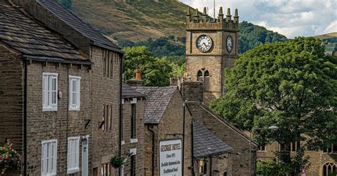 Hayfield | Visit Peak District & Derbyshire