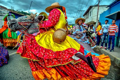 Baile de La Burriquita es Folklore | by Otros Carnavales | Otros Carnavales 2020 | Medium