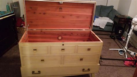 Antique cedar chest | InstAppraisal