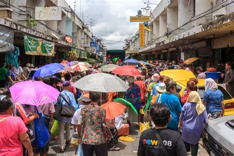 Khlong Toei community editorial photo. Image of faordf - 63254546