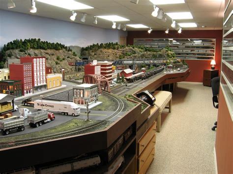 model train room - Google Search | Model trains, Train room, Model ...