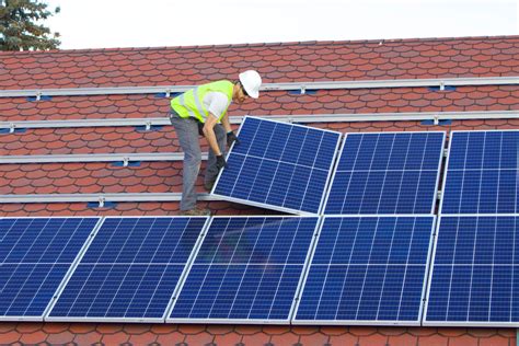 6 Advantages of Installing Solar Panels On Your Home - The Architects Diary