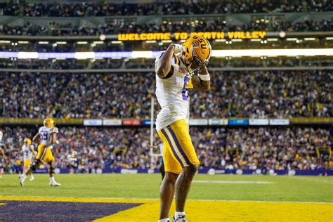 LSU WR Malik Nabers on the brink of program history