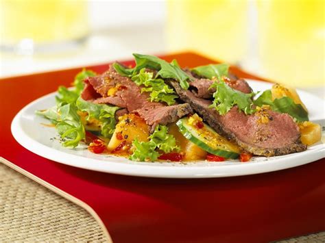 Roast Beef Salad Recipe | EatSmarter