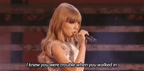 Trouble GIF - Taylor Swift I Knew You Were Trouble Live - Discover ...