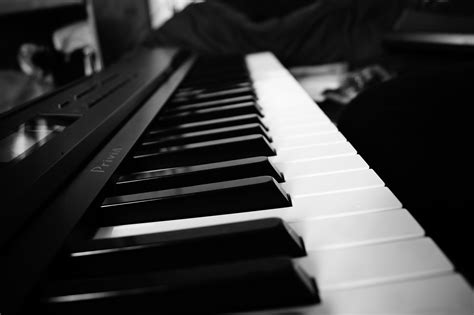 Black and White Piano by SilentMannequinPhoto on DeviantArt