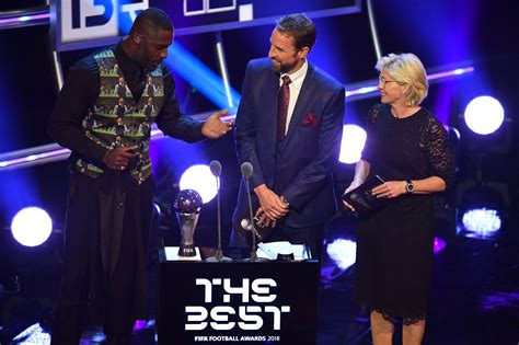 Idris Elba at the fifa awards. : r/SouthgateMemes