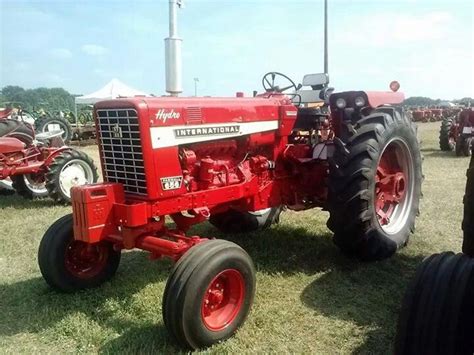 IH 656 HYDRO | Tractors, Farmall, Vintage tractors